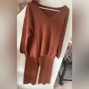Women's V-Neck Rust Sweater Set